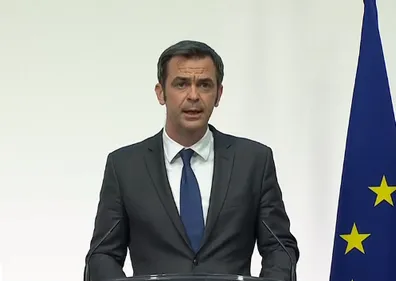 Olivier Véran annonce une revalorisation des salaires et une prime...