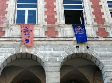 Les anciens locaux de l'école des beaux-arts de Saint-Etienne...