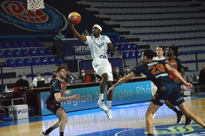Basket : la Chorale s'est réveillée trop tard face à Gravelines...