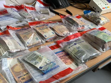 Vente de drogues sur les réseaux et démantèlement de trafics : le...