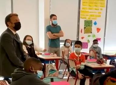 Emmanuel Macron évoque un possible allègement du couvre-feu