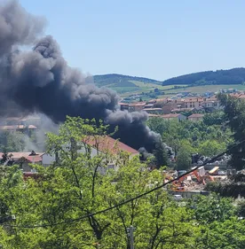Un incendie en cours à Lorette