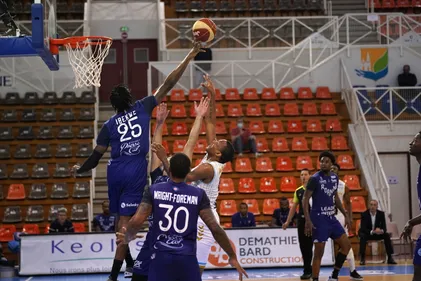 Basket : la Chorale réagit trop tard à Châlons-en-Champagne (83-81)