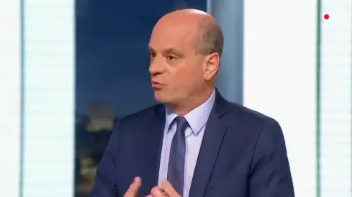 La vaccination des moins de 12 ans "n'est pas d'actualité" selon...