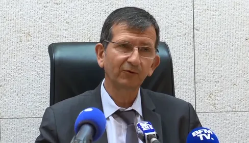 Policier tué à Avignon : le tireur "a contesté les faits tout au...