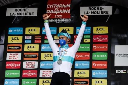 Critérium du Dauphiné : le kazakh Alexey Lutsenko remporte le...