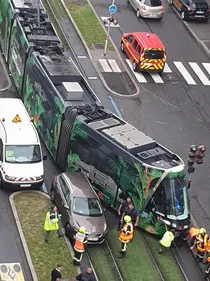 Saint-Etienne : le tram déraille, le trafic perturbé