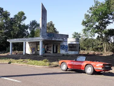 Le Coteau : des passionnés font revivre une station essence...