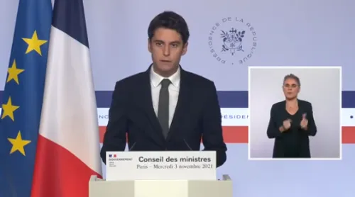 COVID : "Il n'est pas prévu de durcir les règles" affirme Gabriel...