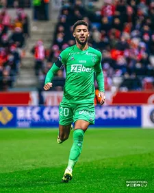 Foot : Deux matchs de suspension pour Denis Bouanga