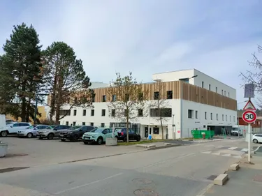 Le nouveau bâtiment en psychiatrie du CHU de Saint-Etienne ouvre...