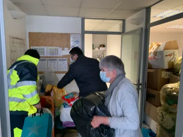 Ukraine : une tonne de fournitures récoltées en trois jours à Rive...