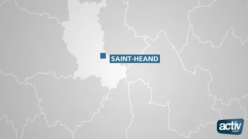 Une permanence d'Orange devant la mairie de Saint-Héand ce vendredi