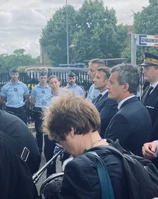 Emmanuel Macron répète vouloir "doubler la présence de forces de...