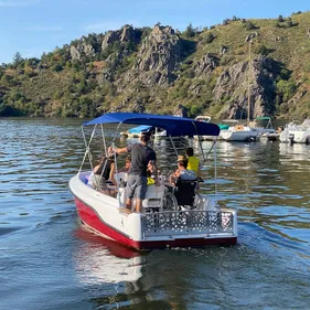 Des bateaux électriques sans permis à Saint-Victor-sur-Loire