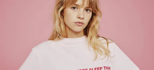 Le clip de "Balance ton quoi" est sorti !