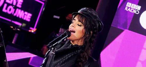 Camila Cabello s’offre une reprise de Lewis Capaldi