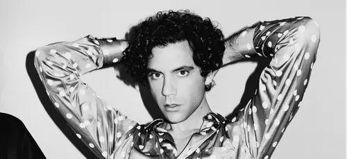 Mika dévoile le clip de « Dear Jealousy »