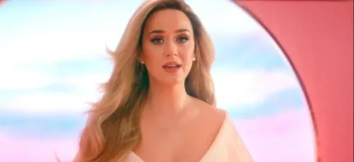 Katy Perry dévoile la robe incroyable qu'elle aurait dû porter au...