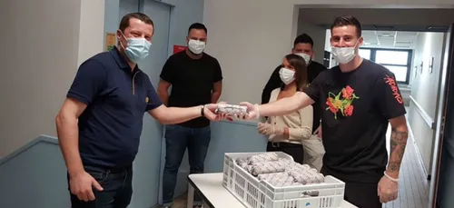 Foot : le beau geste de l’angevin Baptiste Santamaria