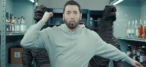 Eminem donne son numéro de téléphone à ses fans !