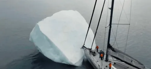 L’aventurier Mike Horn frôle la mort au beau milieu de l'Arctique