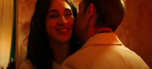 Camélia Jordana dévoile son nouveau clip "Silence" avec l'acteur...