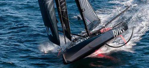 Vendée Globe : Thomson toujours en tête