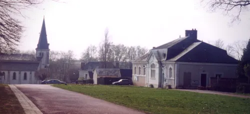 Les obsèques de Valéry Giscard d'Estaing débutent dans la stricte...