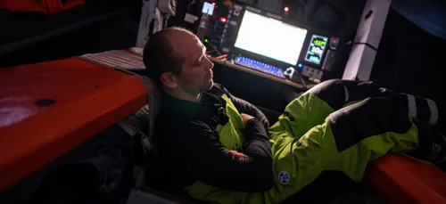 Vendée Globe : Kevin Escoffier a été récupéré par la Marine nationale