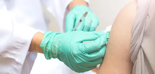 Covid-19 : la vaccination débute ce mardi au Royaume-Uni
