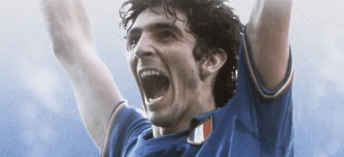 Le footballeur italien Paolo Rossi, héros du Mondial 82, est mort à...