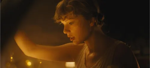 Taylor Swift enchante ses fans avec un nouvel album et un clip...