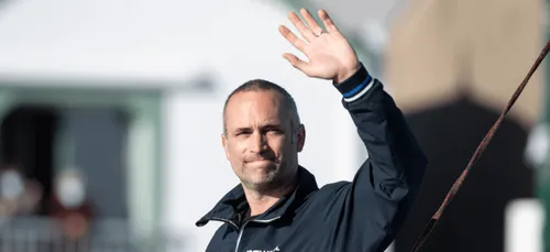 Vendée Globe : Fabrice Amedeo abandonne