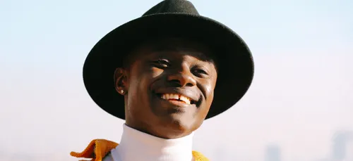 Céphaz dévoile le clip de "On a mangé le Soleil" !