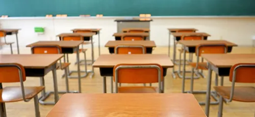 Auto-confinement avant les fêtes : les absences tolérées à l'école