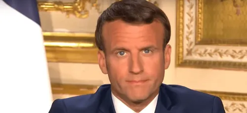Toux, fièvre, fatigue... Emmanuel Macron s'isole à La Lanterne