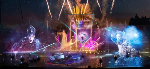 La dernière du spectacle nocturne du Futuroscope sur Youtube