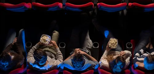 Cinéma : y'a-t-il un spectateur dans la salle ?