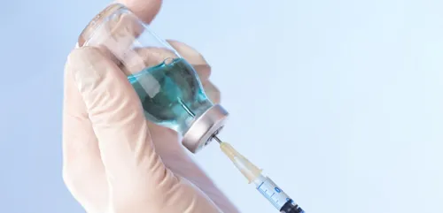Covid-19 : une campagne de vaccination à deux vitesses