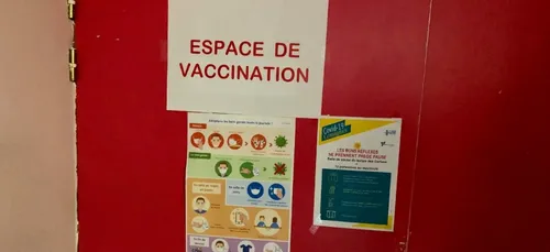 Des élus tourangeaux proposent d’ouvrir des centres de vaccination...