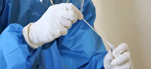 Suisse : une adolescente de 17 ans falsifie son test Covid pour...