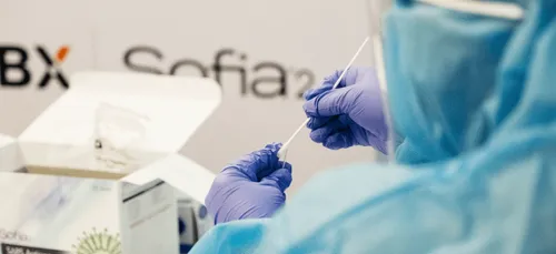 Covid-19 : les enquêteurs de l'OMS entameront leur visite en Chine...