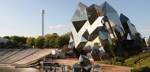 Le Futuroscope reporte son ouverture de deux mois