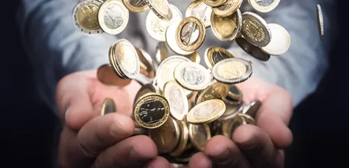 Les plus riches sortis indemnes voire renforcés de la pandémie,...