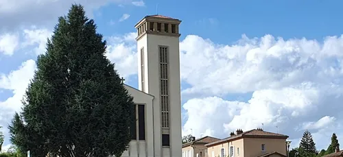 Clip tourné à Oradour : la municipalité retire sa plainte