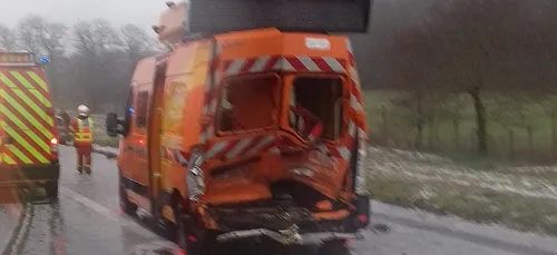 Encore un fourgon de balisage de la DIRCO percuté par un véhicule