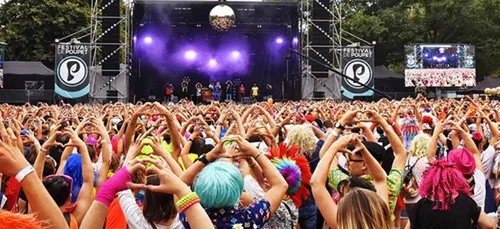 Des représentants des festivals du Grand Ouest dans le bureau de...