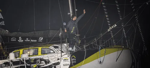 Vendée Globe : Charlie Dalin, premier skipper à franchir la ligne...