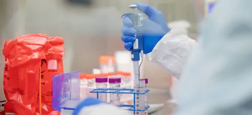 Covid-19 : la production du vaccin Moderna en Touraine débutera...